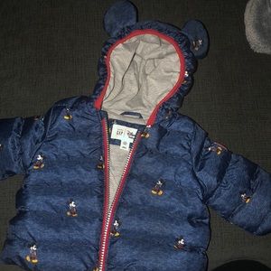 Jacket for a new born